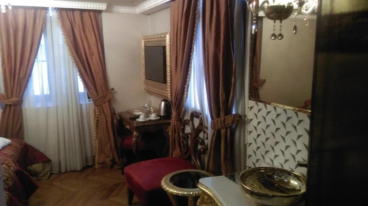 Su Merdum Istambul Extérieur photo